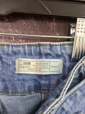I&M Black Label Light Blue Skinny Jeans - Ariana High-Rise .size 0